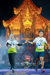 BIB: 135, 274
                            <button type="button" onclick="openModal(22479362)" class="btn btn-primary btn-sm float-right btn-popup" data-toggle="modal" data-target=".modal-high-quality">
                        <i class="fas fa-shopping-cart"></i> Add to Cart
                    </button>
                                            <button type="button" onclick="isThisMe(22479362, true)" class="btn btn-success btn-sm float-right btn-popup btn-isme hidden" data-toggle="tooltip" data-placement="bottom" title="นี่คือรูปของคุณใช่ไหม คลิกที่นี่เพื่อเอาเข้าอัลบั้ม">
                        <i class="fas fa-plus"></i> Add to album
                    </button>
                    <button type="button" onclick="isThisMe(22479362, false)" class="btn btn-warning btn-sm float-right btn-popup btn-isnotme hidden">
                        <i class="fas fa-ban"></i> Remove from album
                    </button>